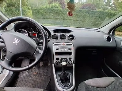 Peugeot 308 2010 photo 5