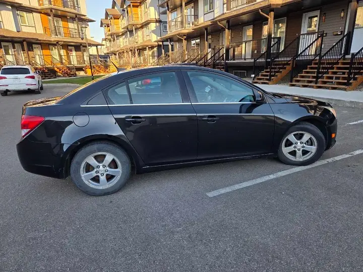 Chevrolet Cruze 2011 photo 3