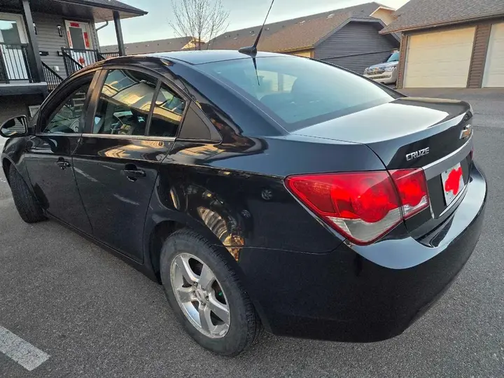 Chevrolet Cruze 2011 photo 4