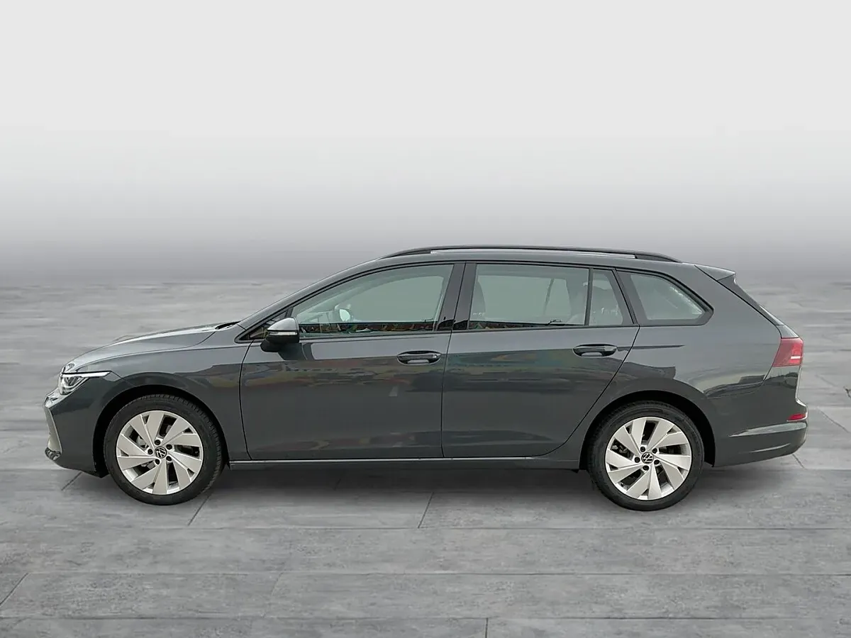Volkswagen Golf 2026 photo 2