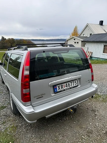 Volvo V70 2000 photo 3