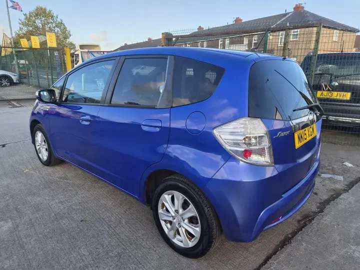 Honda Jazz 2015 photo 3