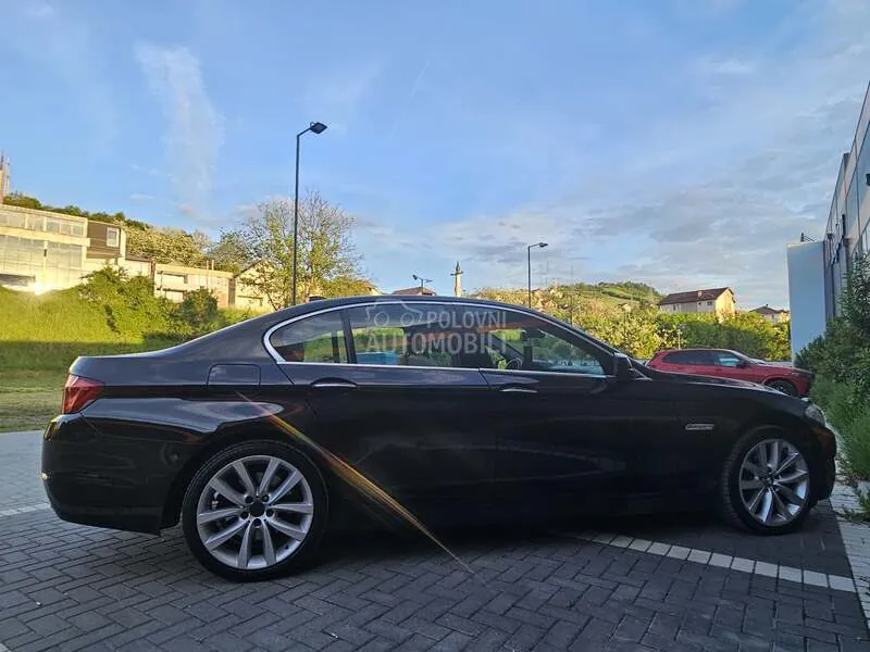BMW 530 2011 photo 4
