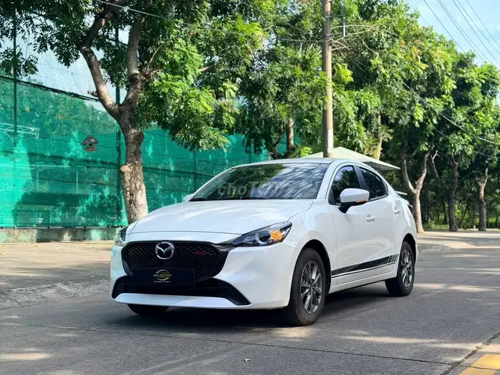 Mazda 2 2026 photo 3
