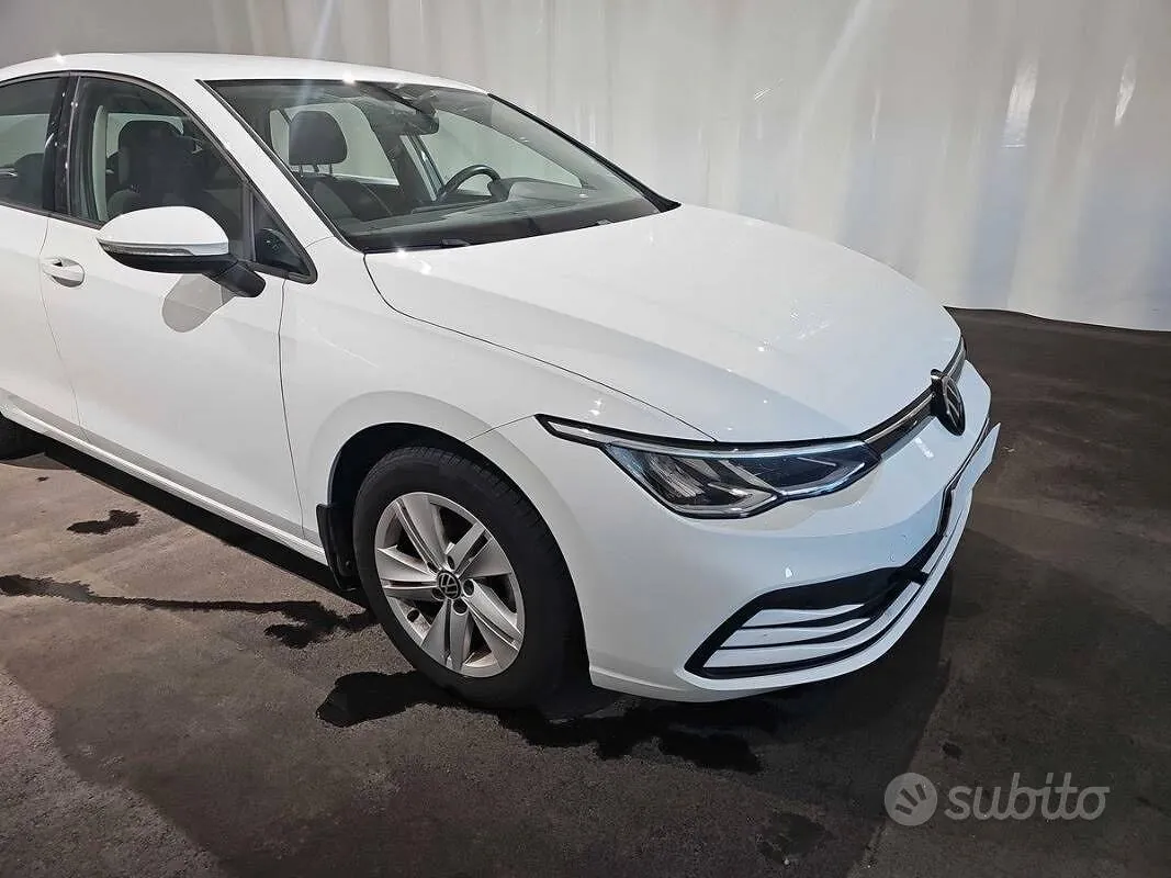 Volkswagen Golf 2023 photo 3