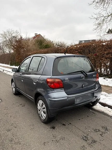 Toyota Yaris 2003 photo 5