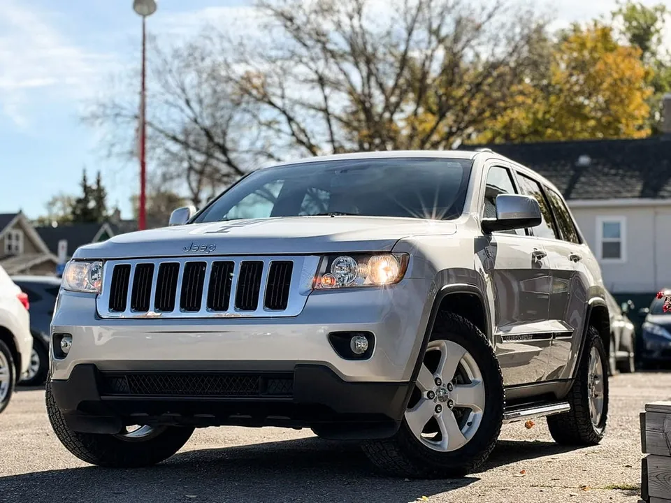 Jeep Grand Cherokee 2011 photo 4