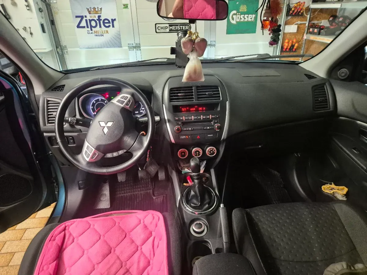 Mitsubishi Asx 2010 photo 3