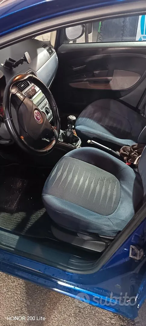 Fiat Punto 2009 photo 3