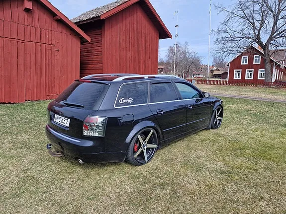 Audi A4 2004 photo 4