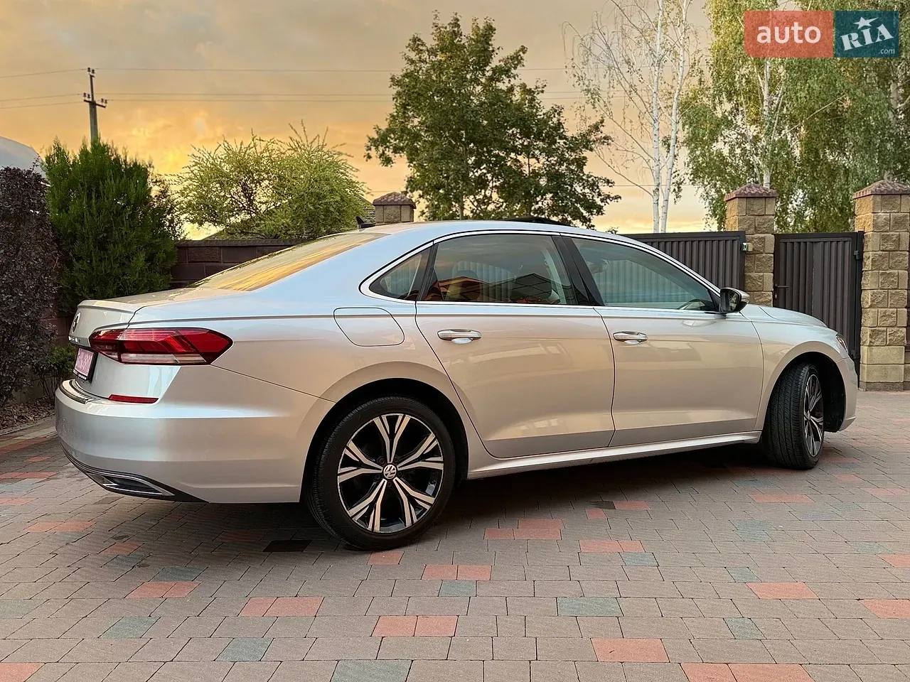 Volkswagen Passat 2021 photo 4
