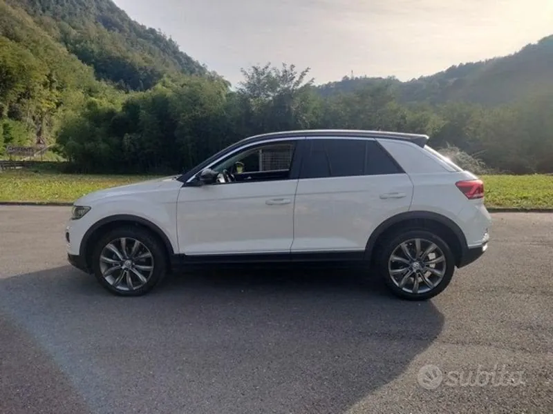 Volkswagen T-Roc 2018 photo 5