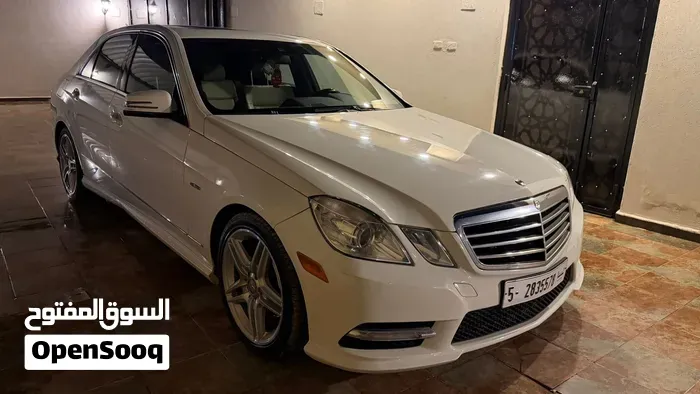 Mercedes-Benz E-Class 2012 photo 3