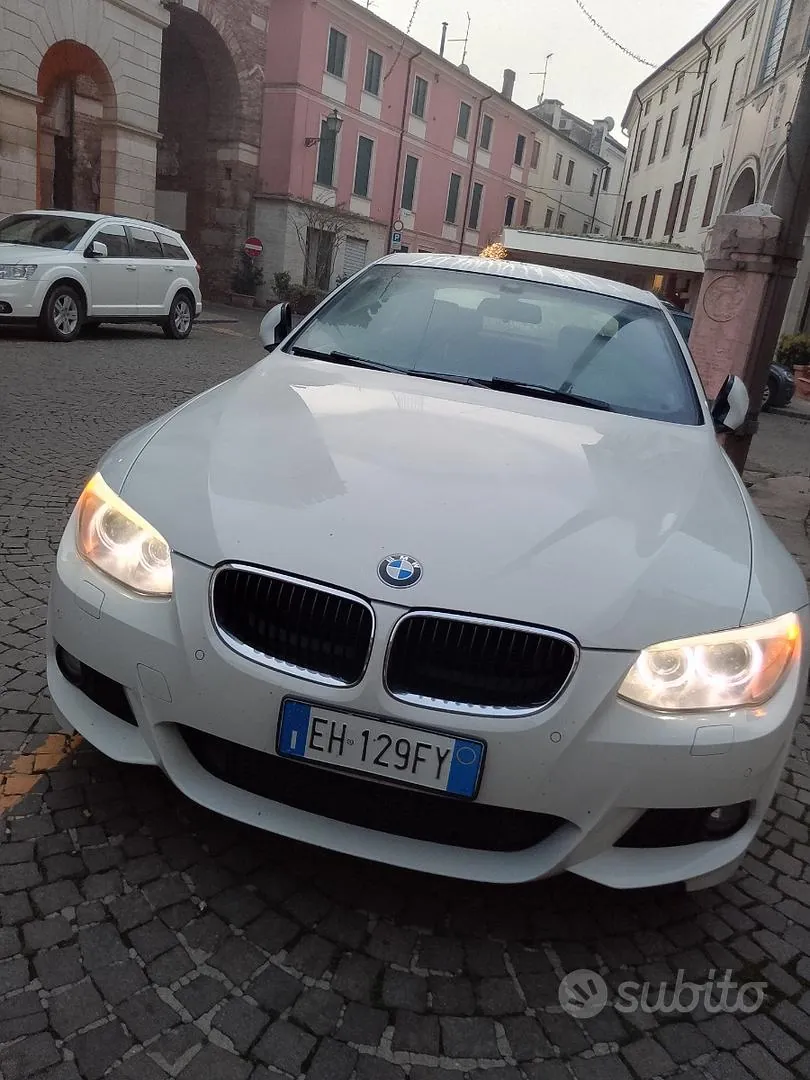 BMW 320 2011 photo 4