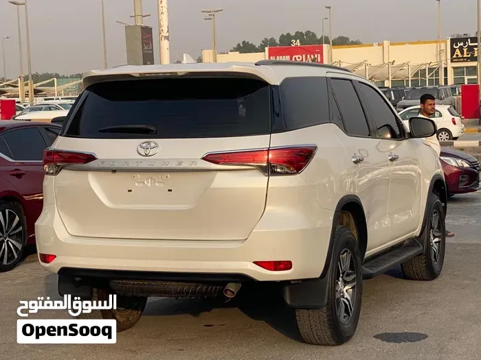 Toyota Fortuner 2024 photo 4