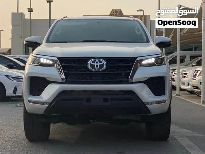 Toyota Fortuner 2024 photo 2