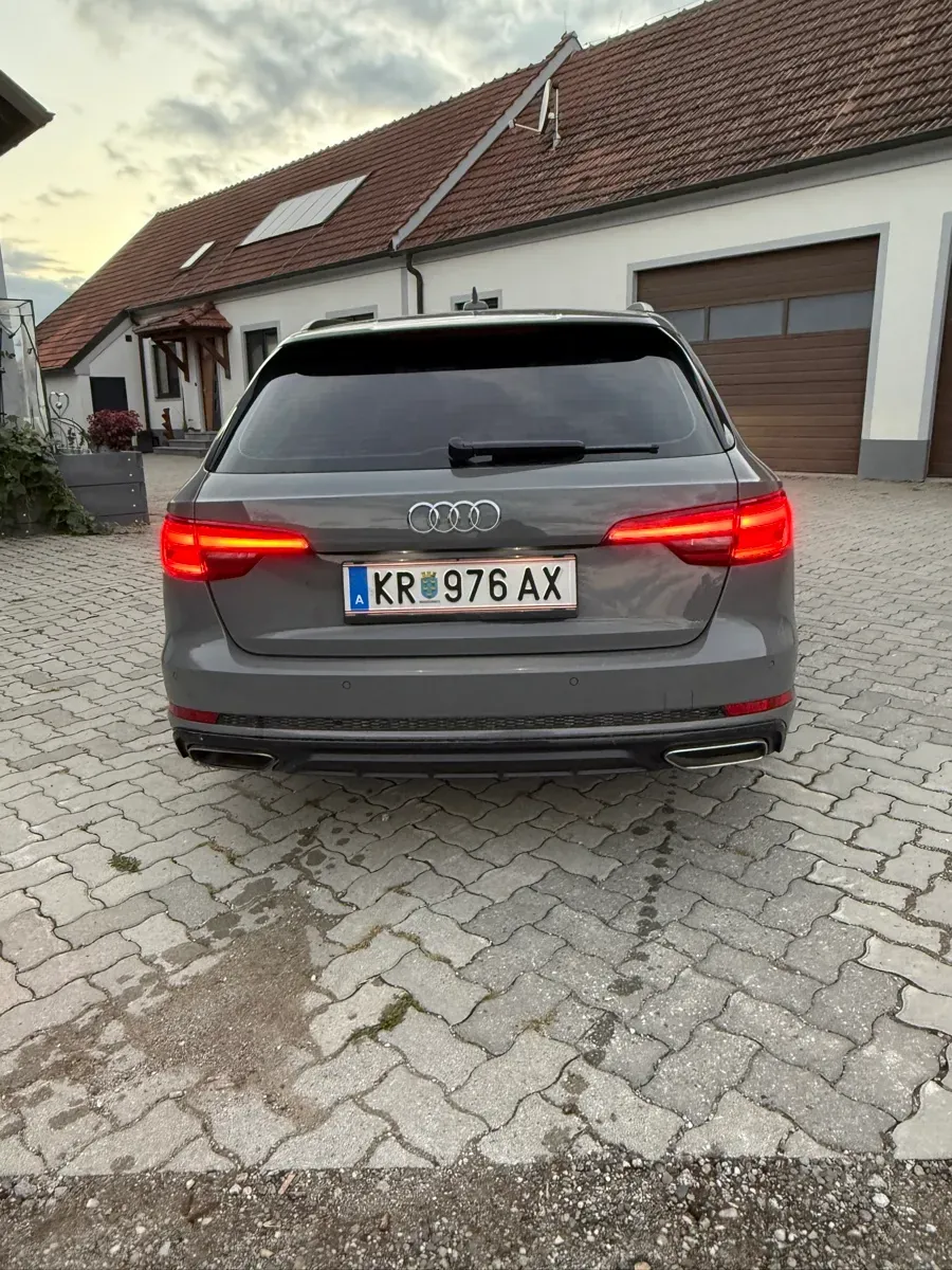 Audi A4 2019 photo 2