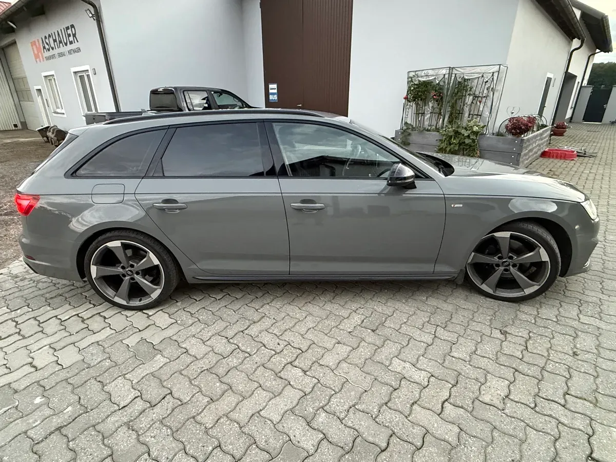Audi A4 2019 photo 3