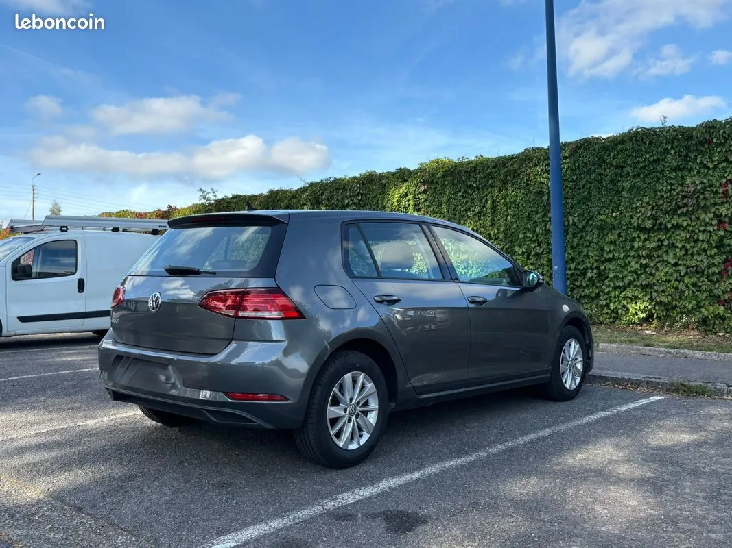 Volkswagen Golf 2018 photo 3