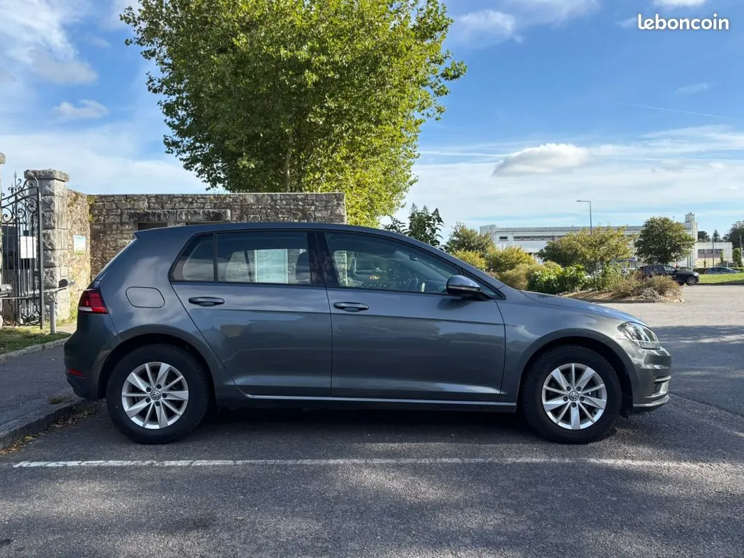 Volkswagen Golf 2018 photo 2