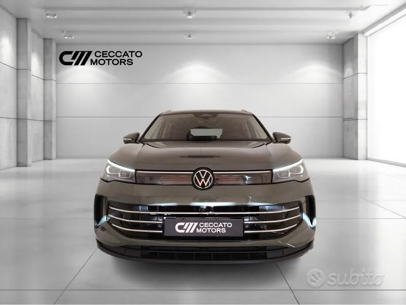 Volkswagen Tiguan 2024 photo 2