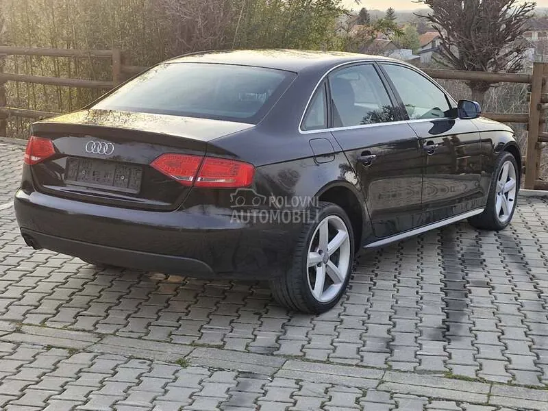 Audi A4 2010 photo 3