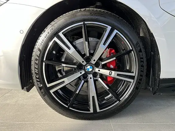 BMW 530E 2027 photo 4