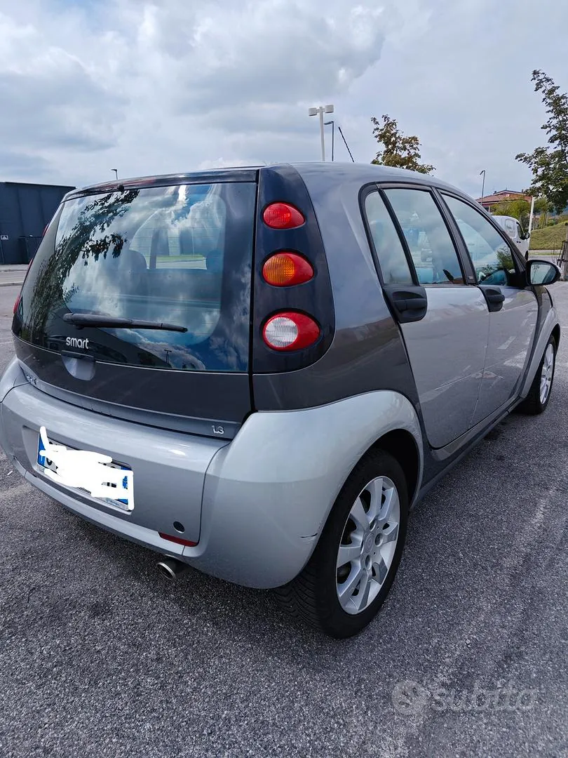 Smart Forfour 2005 photo 2