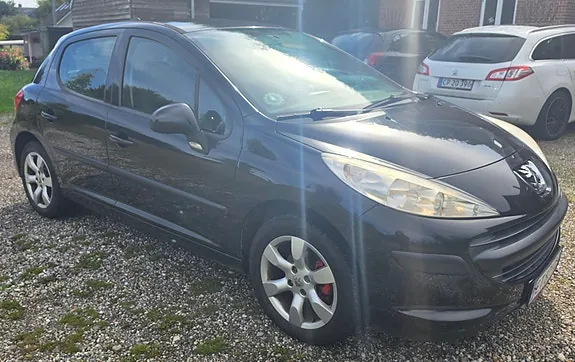 Peugeot 207 2007 photo 3
