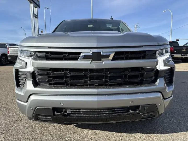 Chevrolet Silverado 1500 2026 photo 2