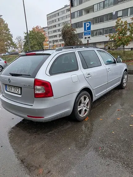Skoda Octavia 2012 photo 5