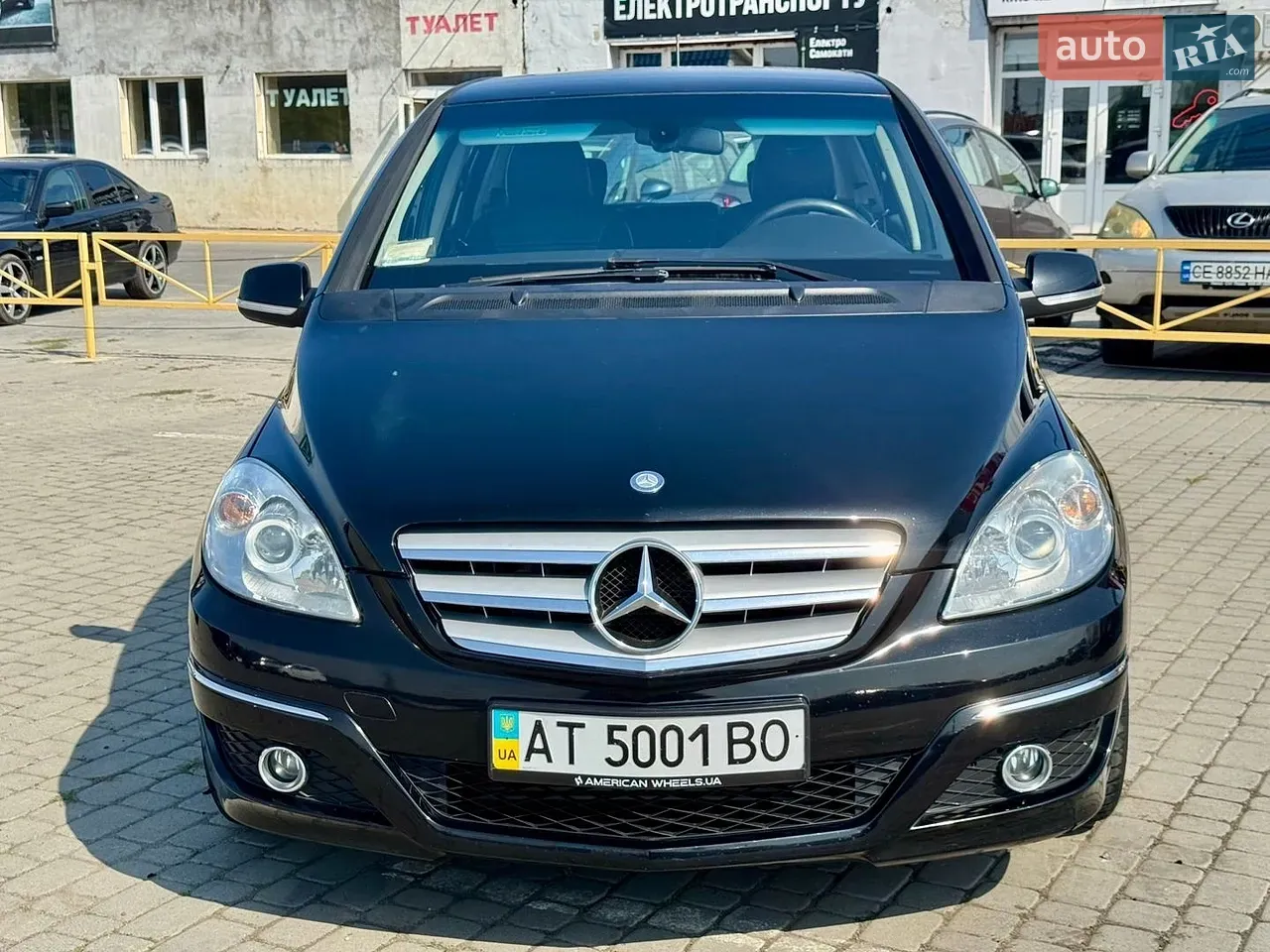Mercedes-Benz B-Class 2011 photo 3