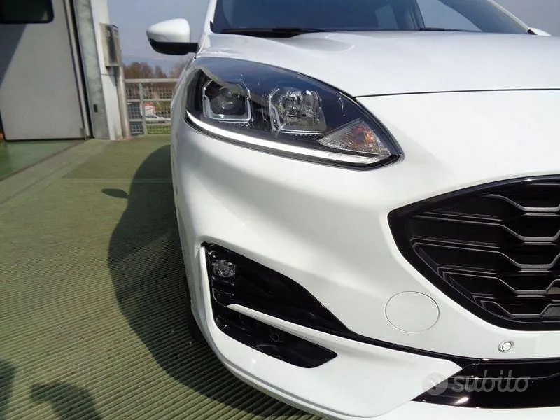 Ford Kuga 2022 photo 5