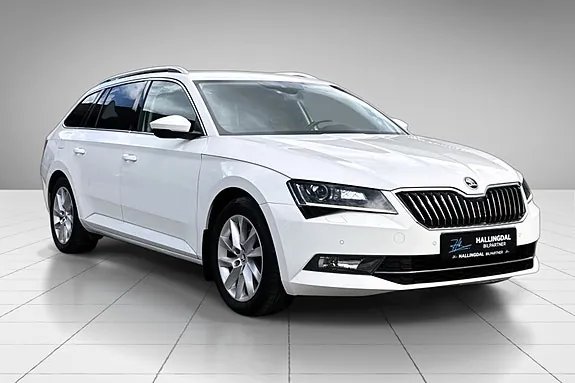 Skoda Superb 2017 photo 3