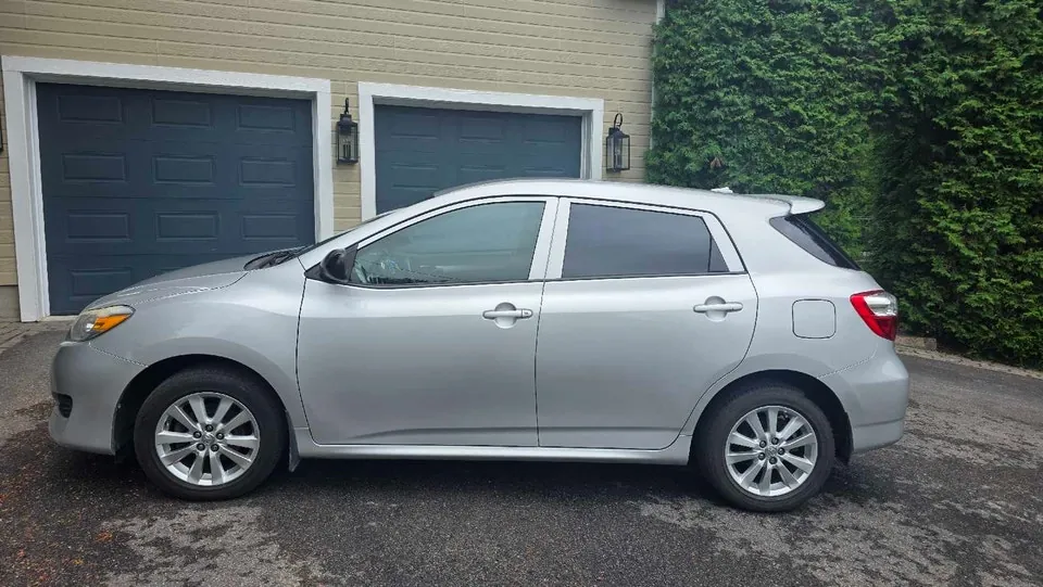 Toyota Matrix 2009 photo 2