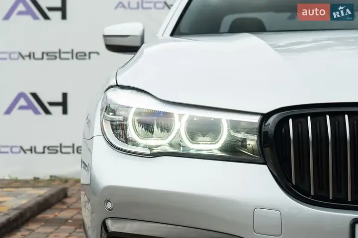 BMW 7 Series 2018 photo 5