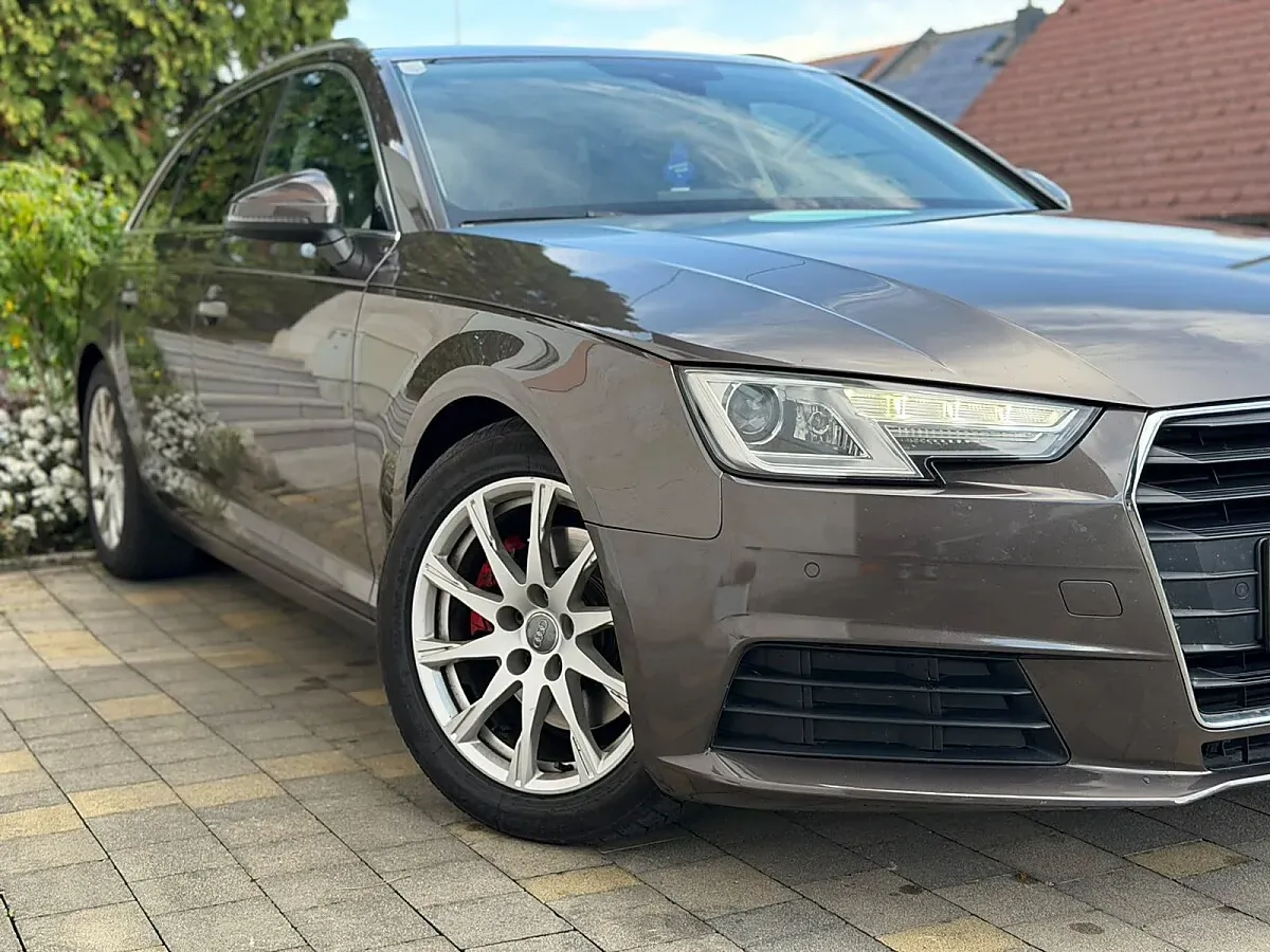 Audi A4 2016 photo 2