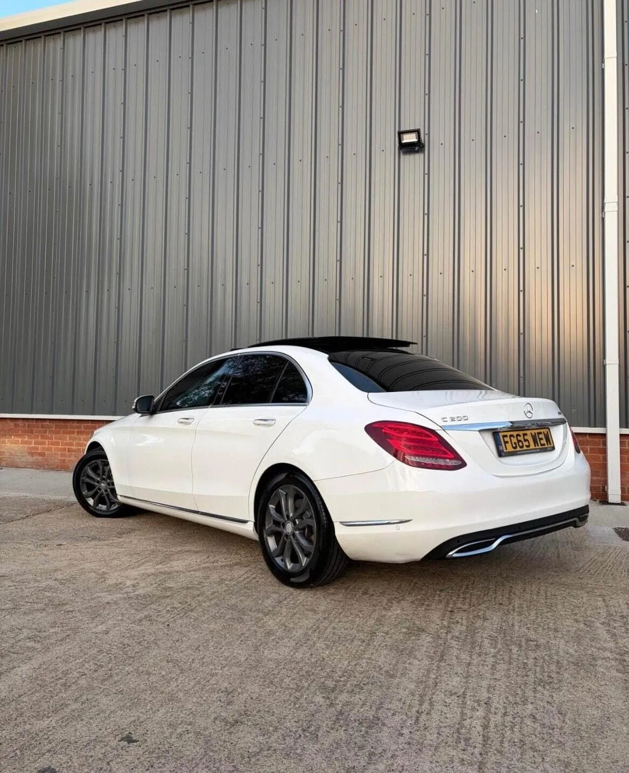 Mercedes-Benz C-Class 2015 photo 3
