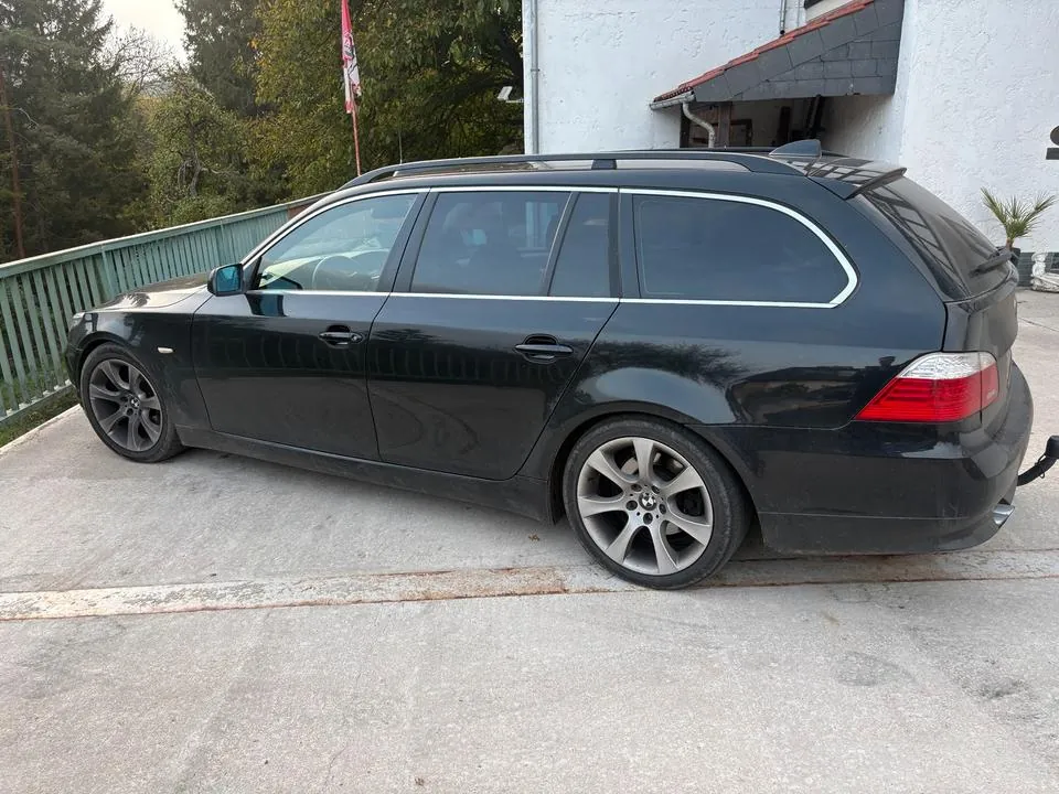 BMW E61