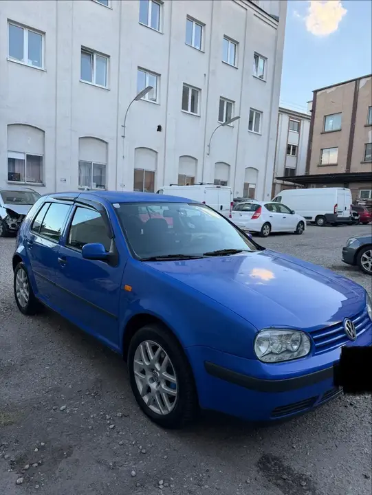 Volkswagen Golf 1999 photo 2
