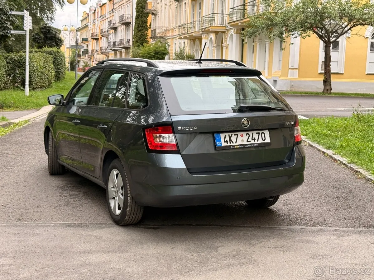 Skoda Fabia 2016 photo 5