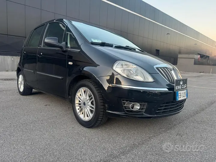 Lancia Musa 2010 photo 2