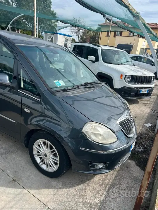 Lancia Musa 2011 photo 3
