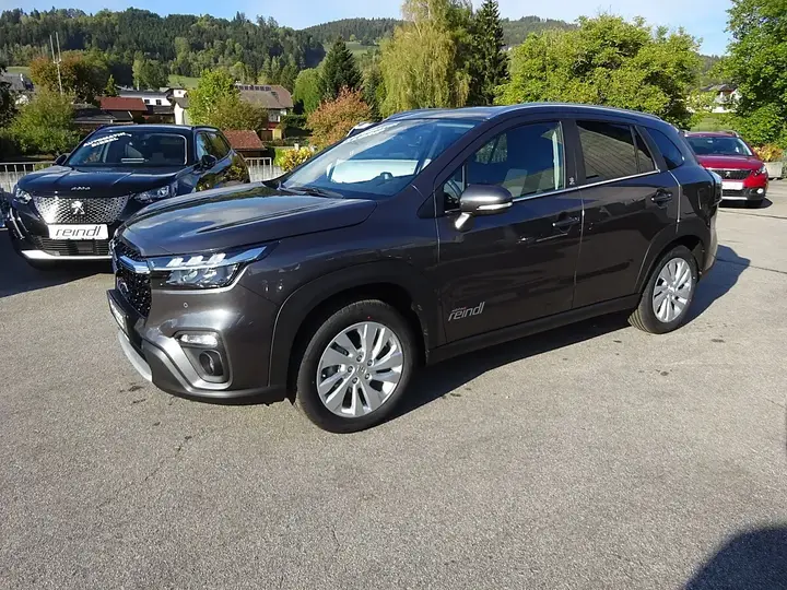 Suzuki S-Cross