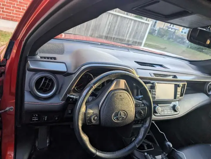 Toyota Rav4 2016 photo 5