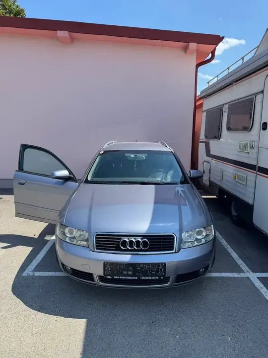 Audi A4 2004 photo 3