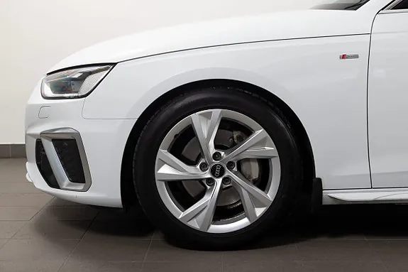 Audi A4 2023 photo 4