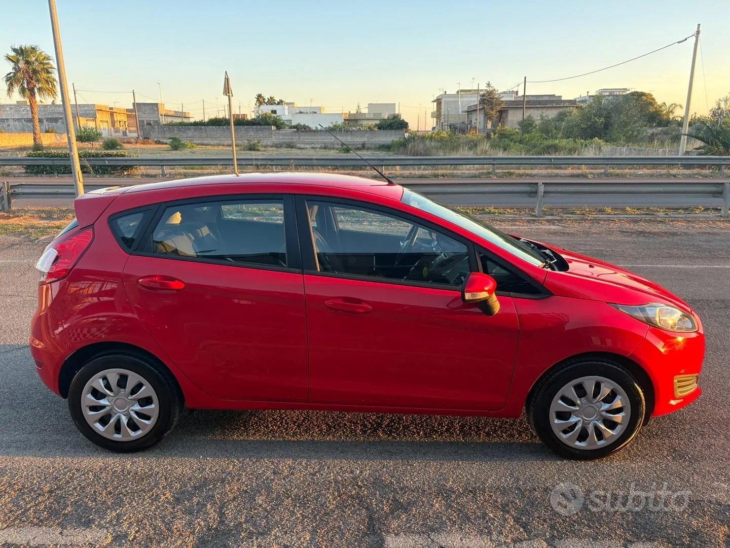 Ford Fiesta 2015 photo 3