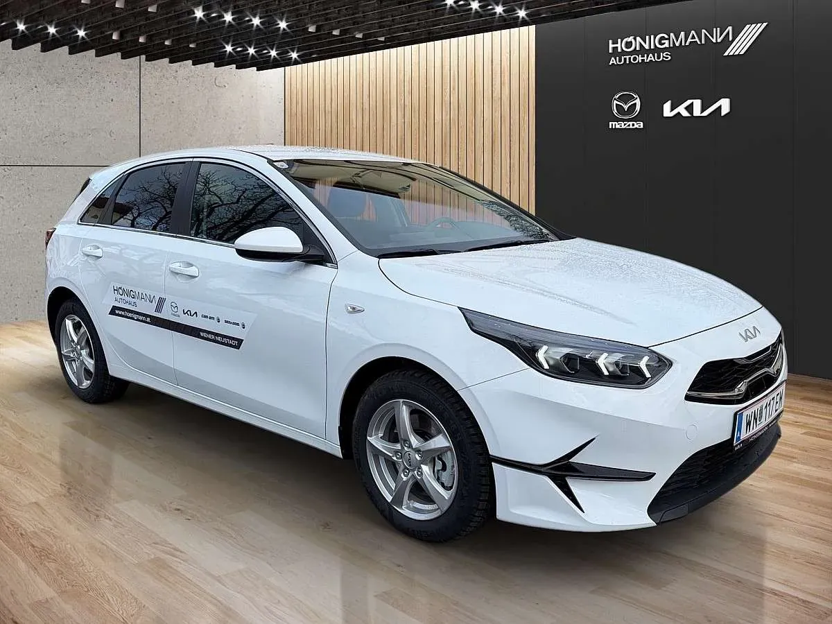Kia Ceed 2025 photo 3