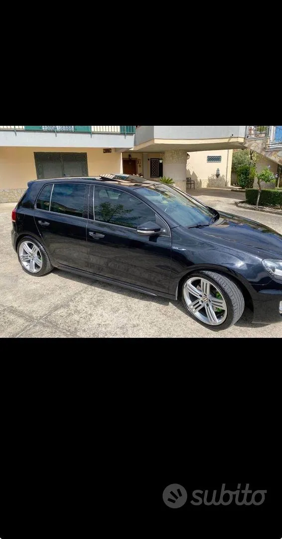 Volkswagen Golf 2011 photo 2